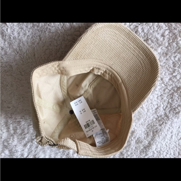 Hollister Baseball Hat NWT - Picture 4 of 5